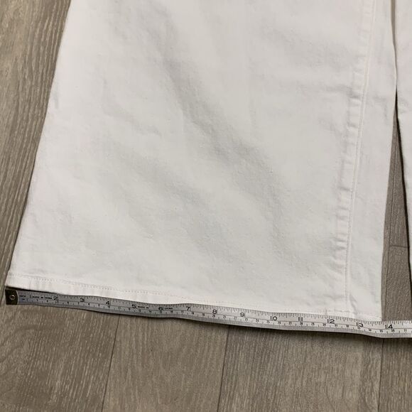 NWT Universal Thread High Rise Wide Leg Comfort Stretch White Ankle Jeans - Picture 3 of 9